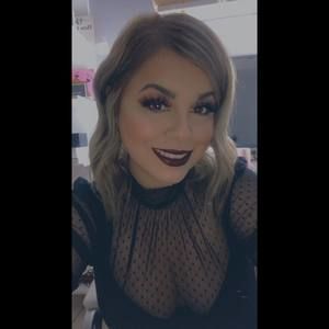 Meet your Posher, Cassie